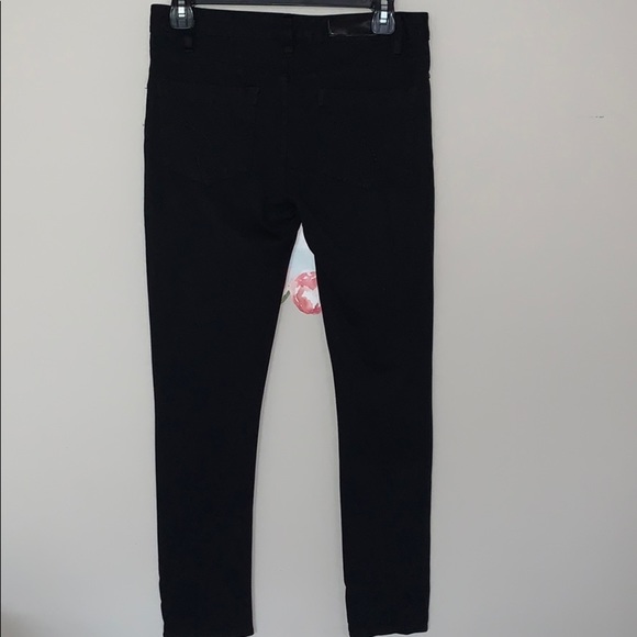 Calvin Klein Jeans - Picture 6 of 8